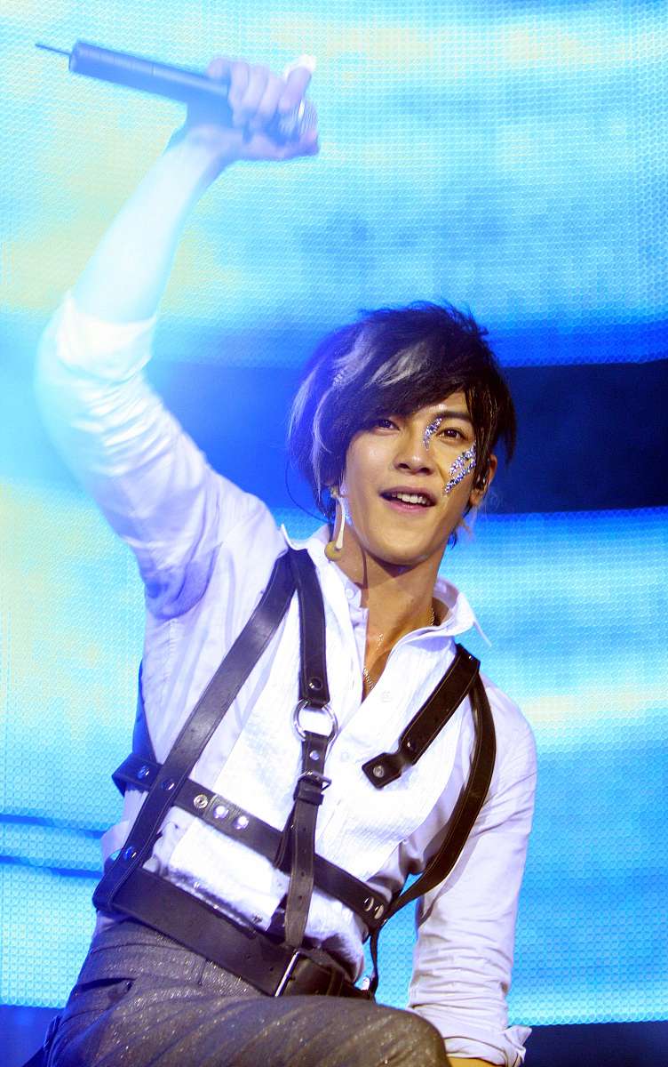 2009年4月11日,上海,飞轮海"想入飞飞世界巡回演唱会"在上海大舞台正