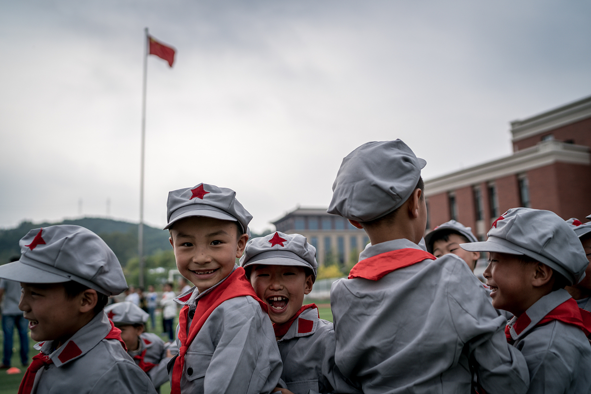 铜川中专 vs 大专：如何选择适合自己的教育阶段？