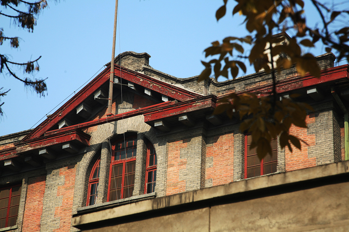 保留旧教学楼：传承历史、节约资源、提升文化认同