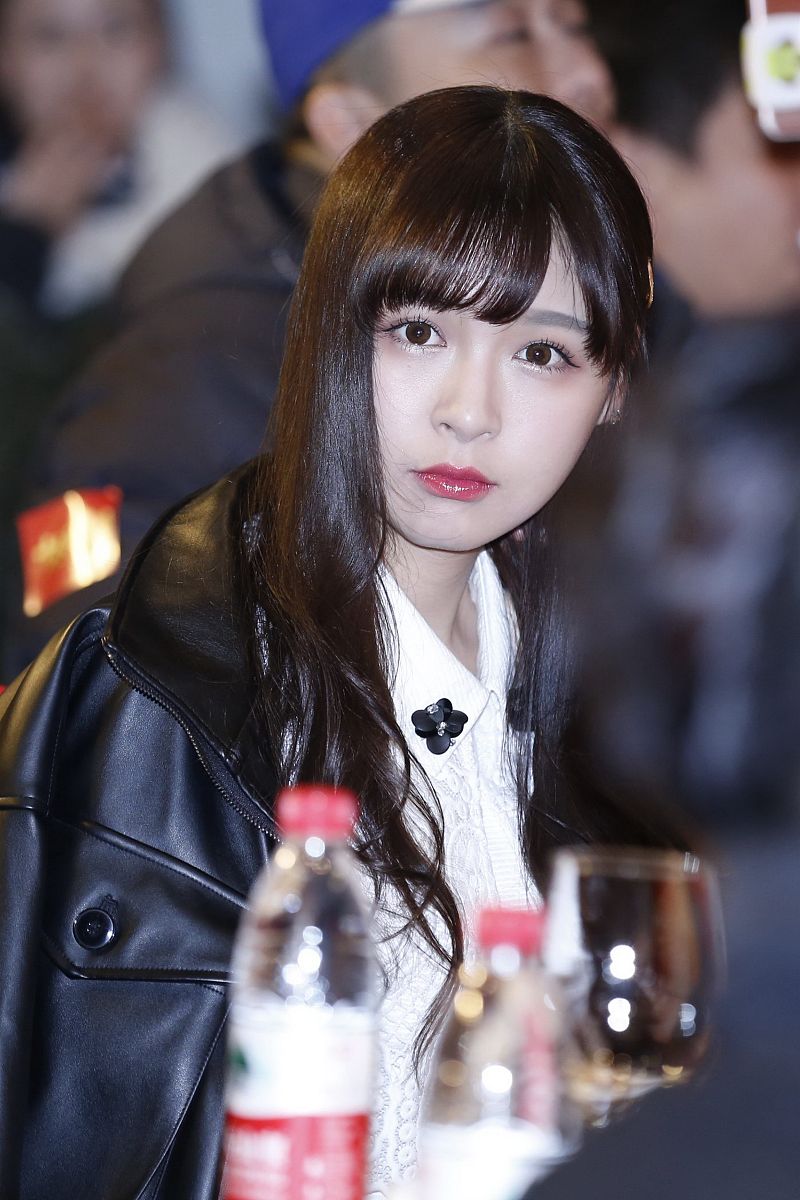 南条爱乃算好看吗？总感觉有点好看又有点不好看