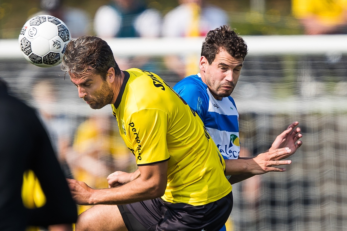 (<strong>l</strong>-r) ralf seuntjens of vvv venlo, dirk marcellis of pec zwolle
