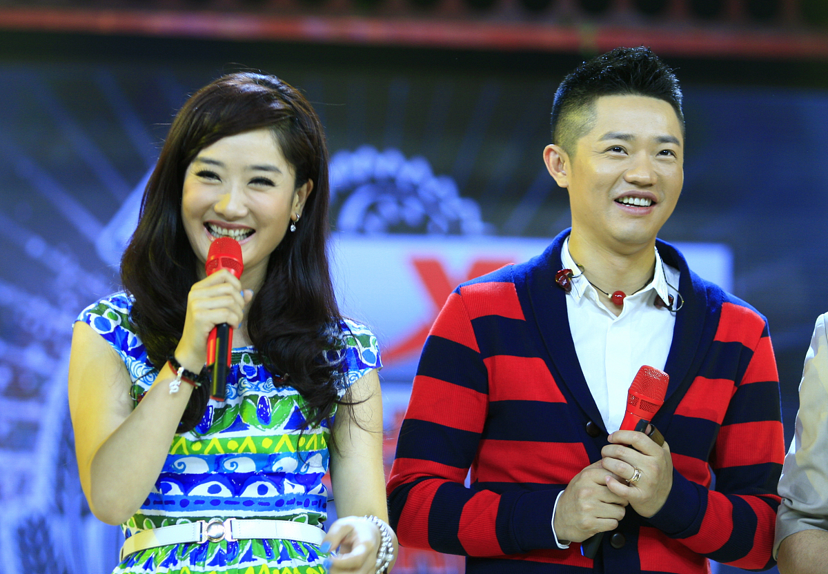 凤凰传奇不解散的真相：曾毅妻子颜值曝光，但关键是……