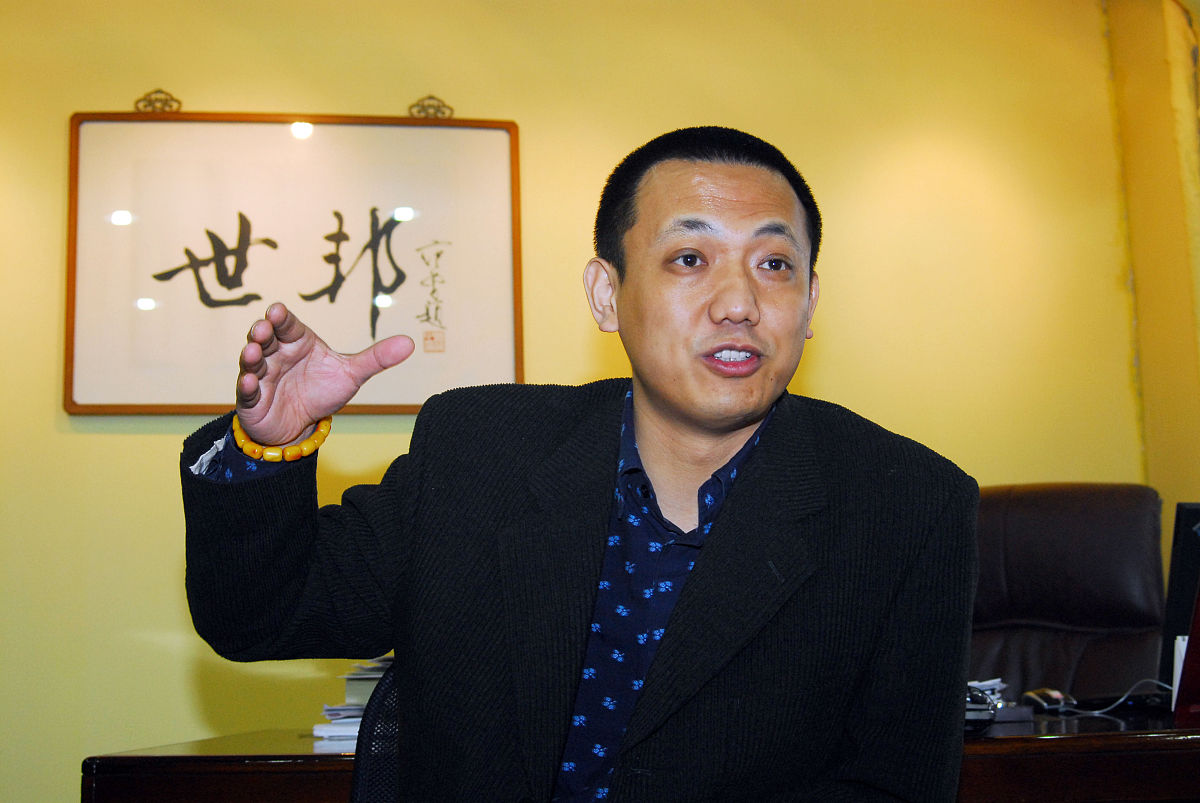 2007年3月2日,北京,郝彤在其办公室里接受专访.郝彤是世邦广告公司的