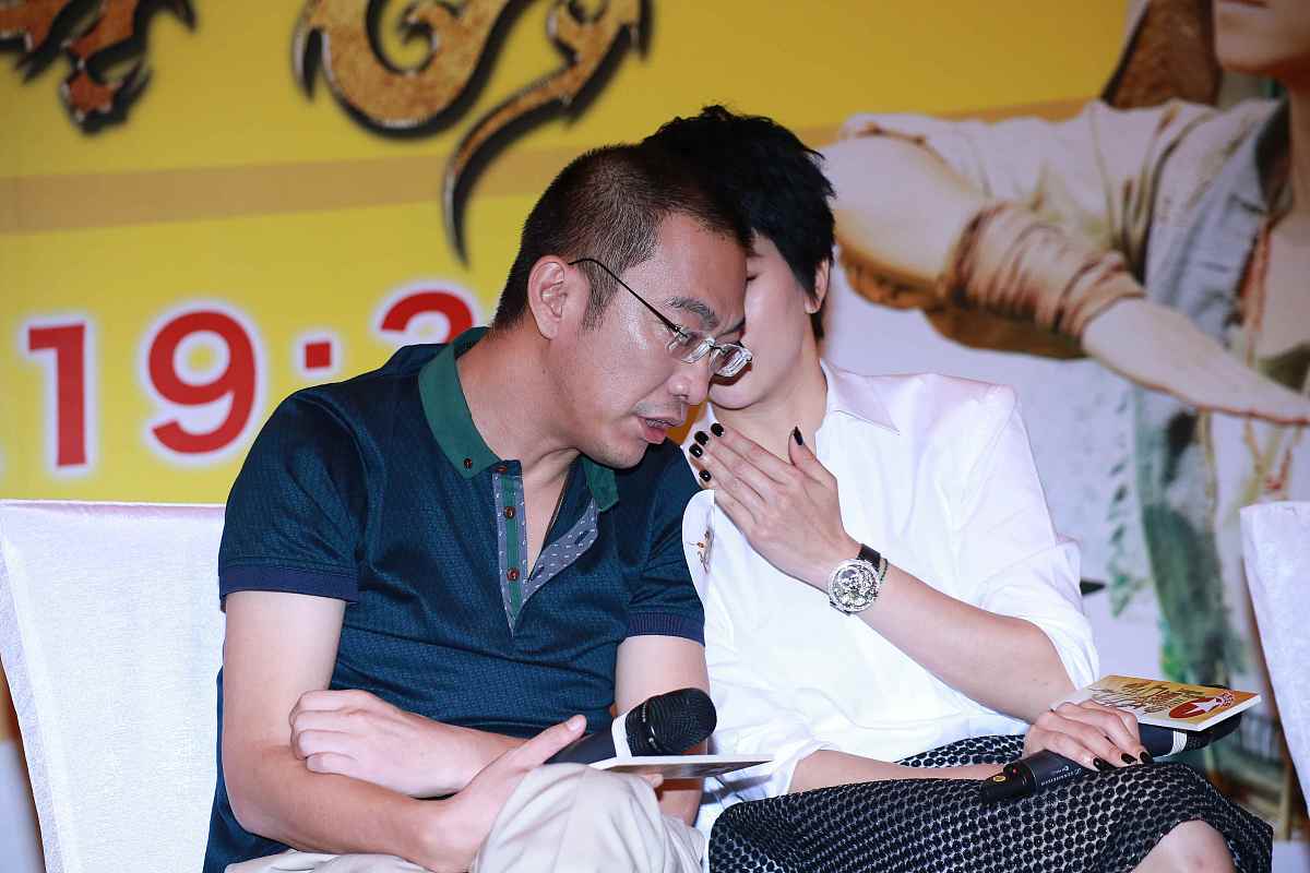 2013年07月27日,上海,电视剧《龙门镖局》举行新闻发布会.宁财神,袁咏