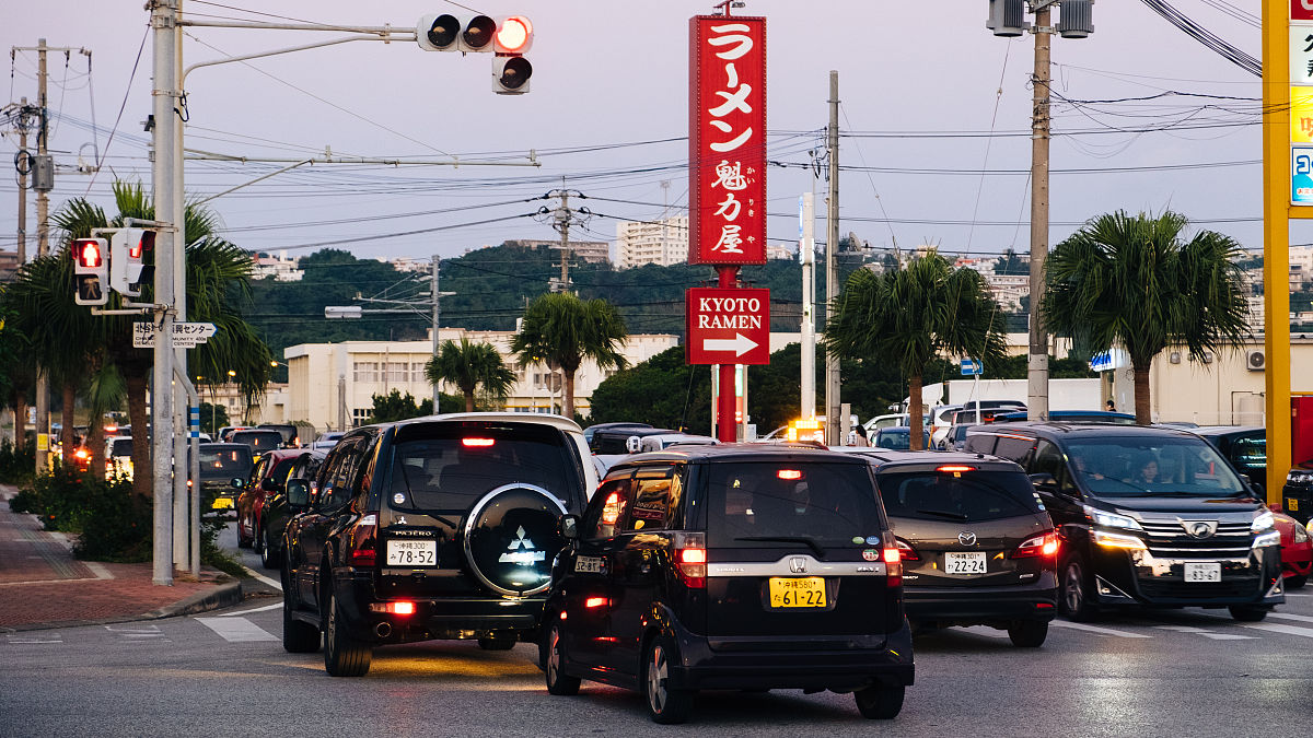 2019年10月5日,夜晚的日本冲绳美国村,感觉置身于美国小镇.