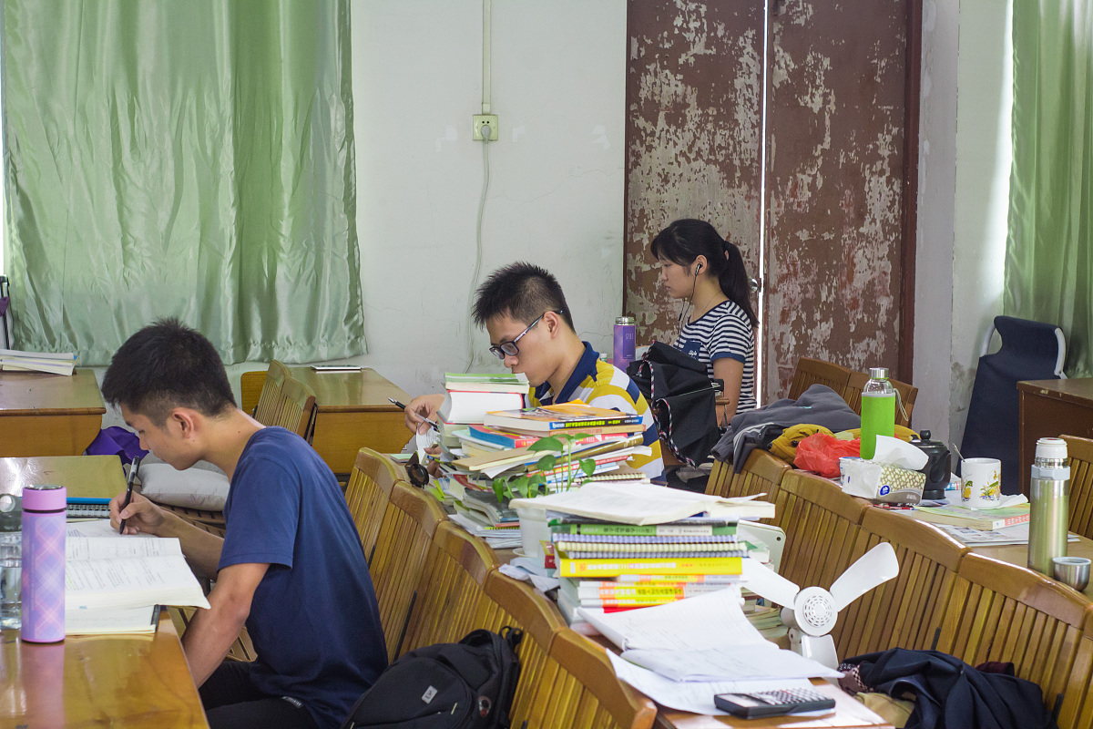 公务员考试复习技巧：高效备考攻略