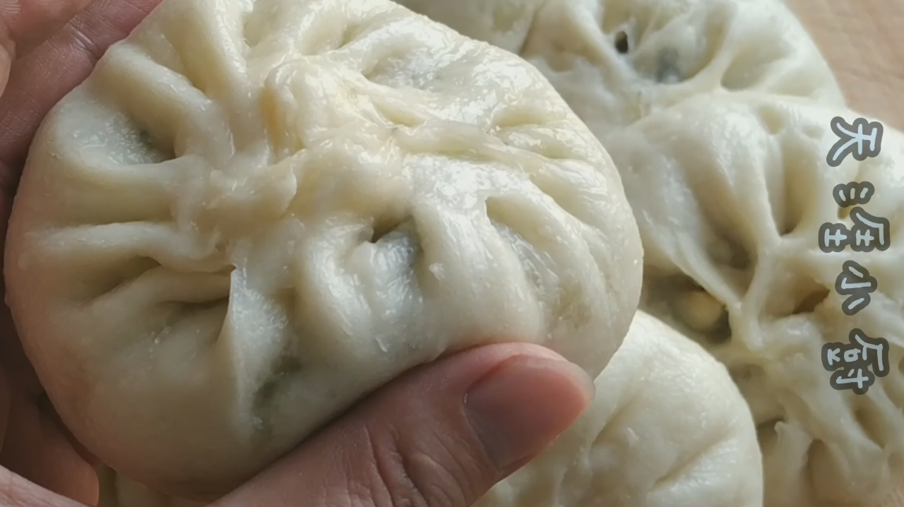 经典素馅,香菇油菜包,满满当当农家味,记忆深层的家庭做法
