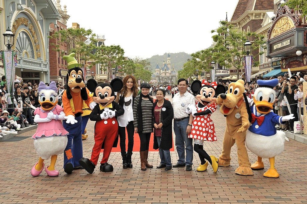 巴黎迪斯尼乐园员工毁了一次求婚