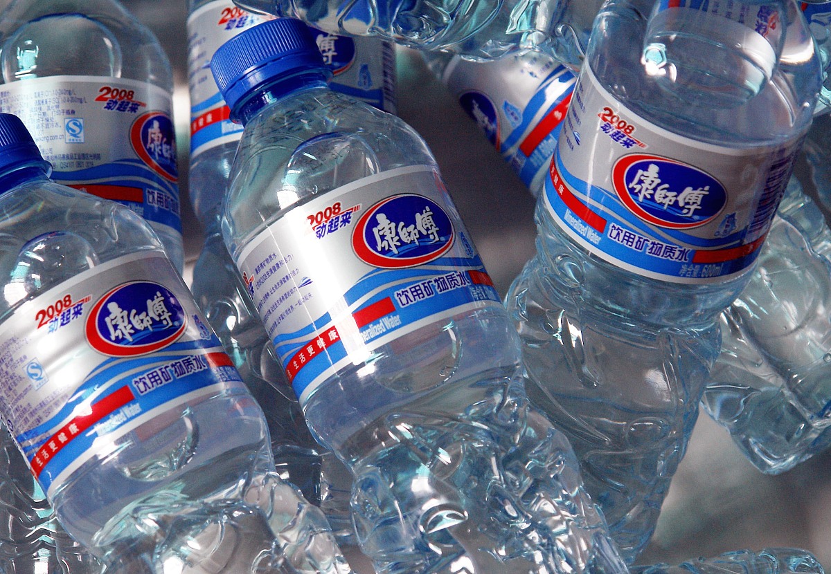 康师傅矿泉水列出三类15个常见客户异议并针对客户异议分析