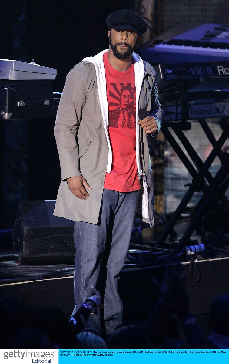 new york - october 07:  rapper common performs onstage at the vh