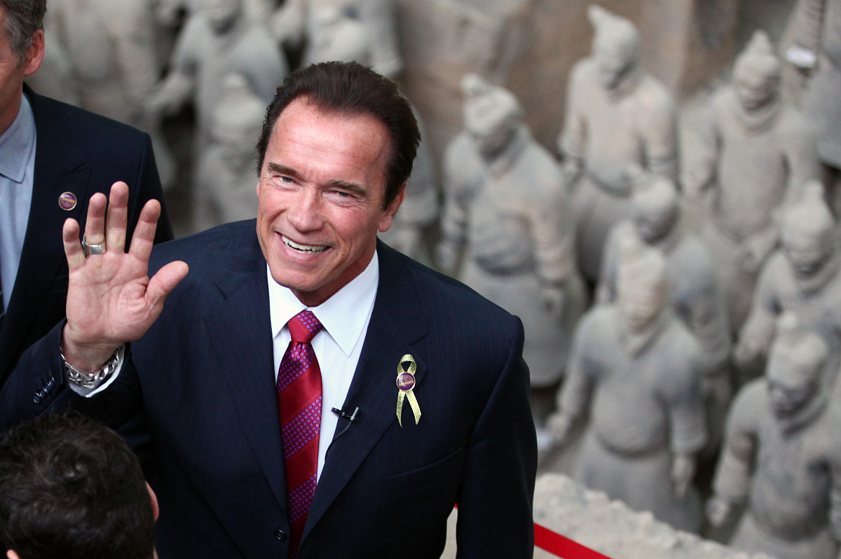 秦始皇去世年份：公元前210年