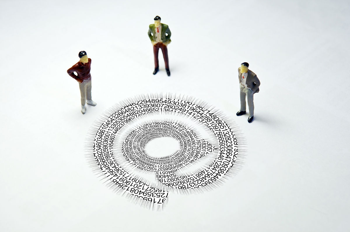 请帮我想一个有趣的公众号主题关于生活的符合大学生