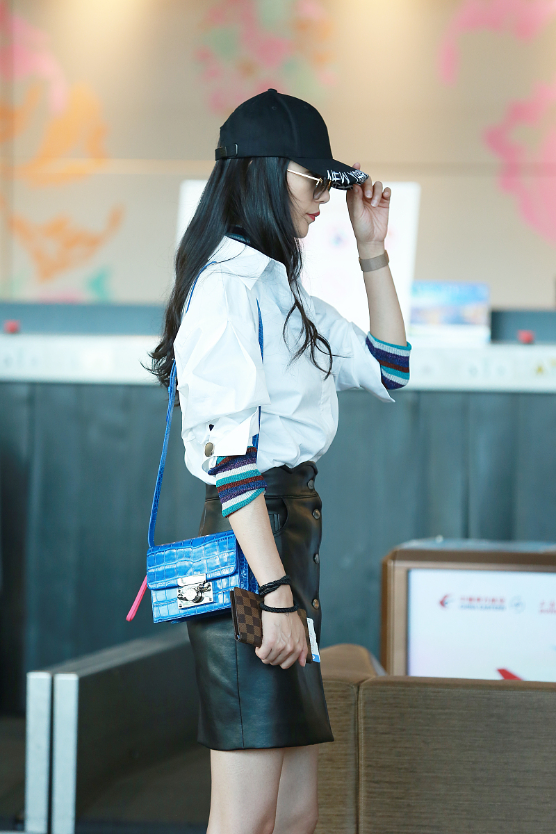 重庆工艺美术学校航空服务专业怎么样？就业前景、课程设置、师资力量分析