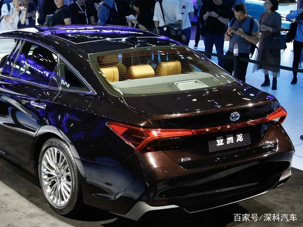 丰田亚洲龙双擎,2019款 2.5l hybird 基本型图片
