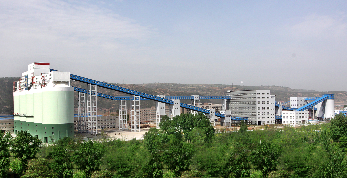 根据以下信息编写一份公司简介：我公司名称为维斌公司位于贵州省贵阳市主要经营焦炭、矿产品等业务上游客户为黔硕公司下游客户为诺必达公司。年销售额约2000万元约9000余吨。