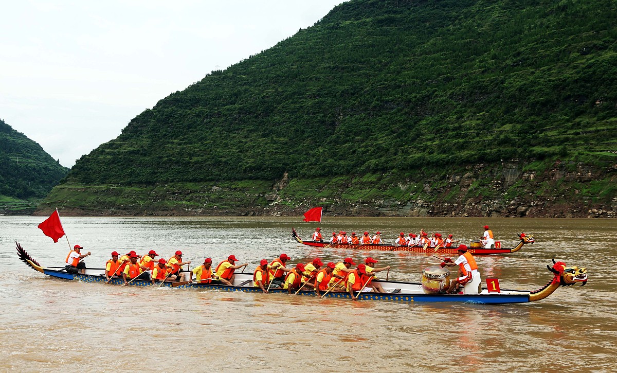 端午节诗歌：颂屈原，迎端午