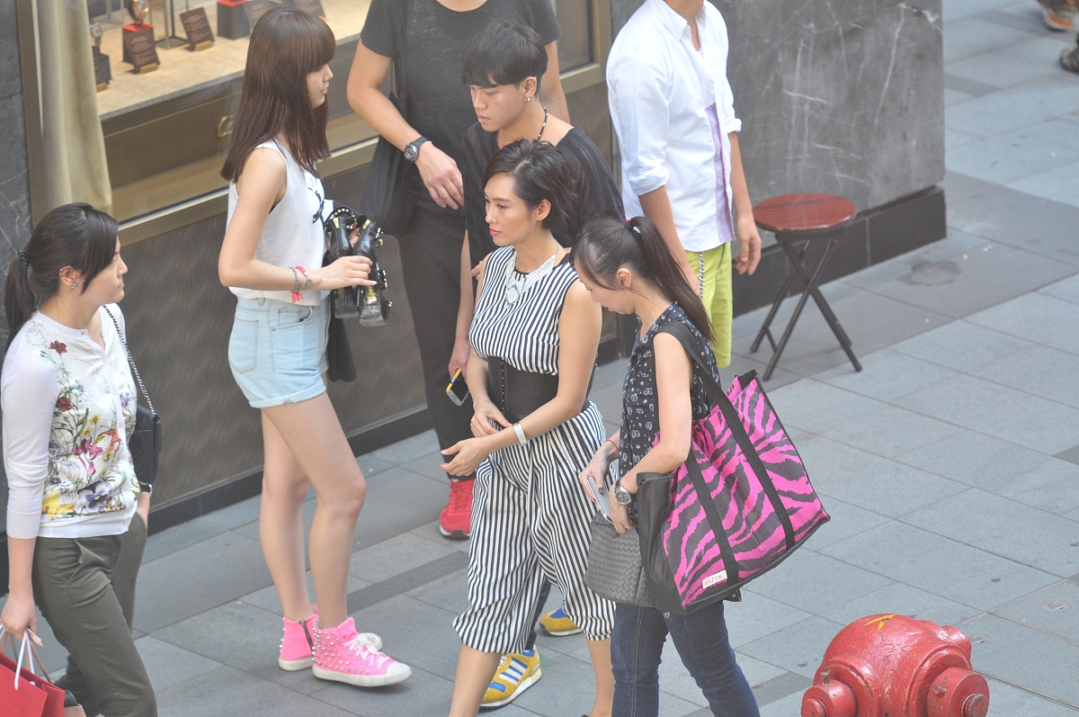 抖音X街拍媒体抓拍上海英语教师摄影师成功搭讪拿下视频放