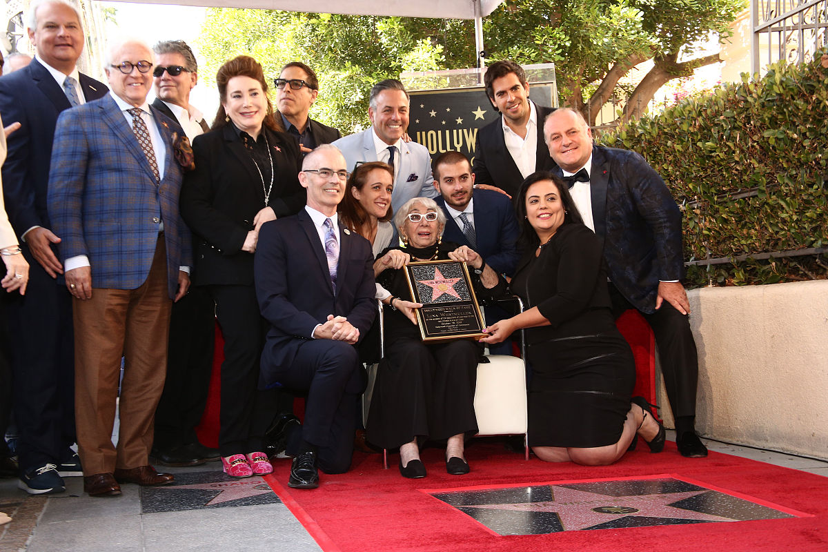 Write-a-poem-about-Rhodri-Williams-Prince-of-Llanelli-the-man-who-travelled-from-Hong-Kong-before-surviving-the-harsh-Canadian-winter-by-drinking-Moosehead-lager!-He-loves-a-lapdance