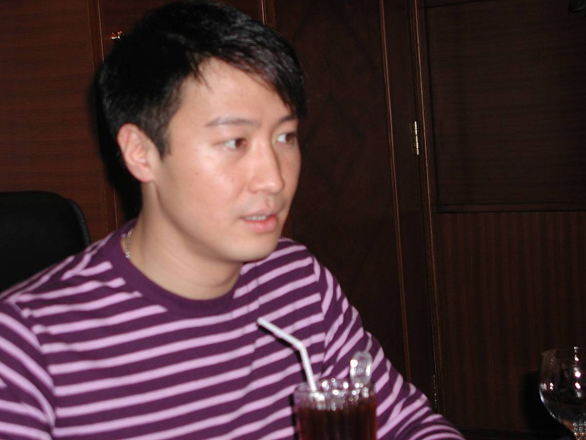 黎明在思考问题.+++_+++黎明,2002年世界杯,主题曲
