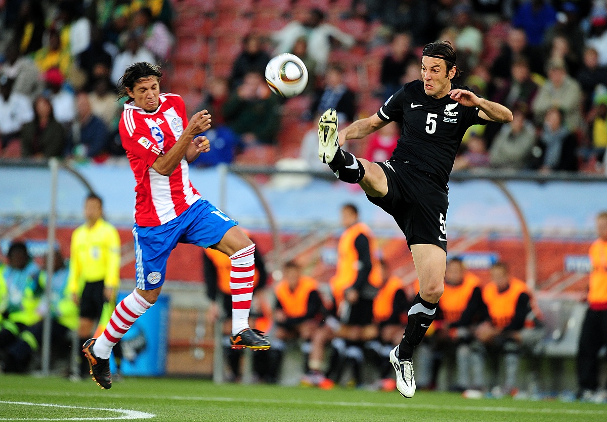 2010年6月24日,南非保罗瓜尼,2010世界杯f组末轮,巴拉圭0-0新西兰.***