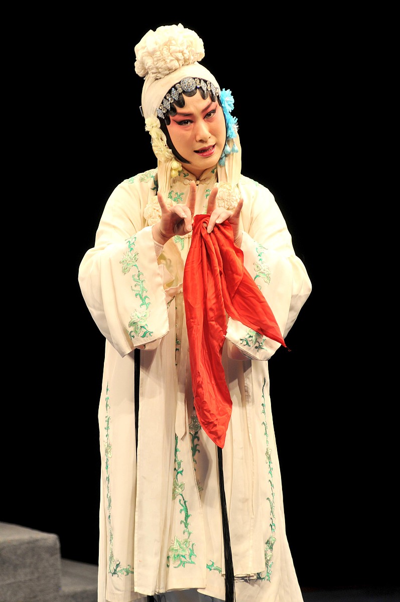 2010年3月21日,南京,江苏省昆剧院根据清代版本改编玄幻而浪漫的大型