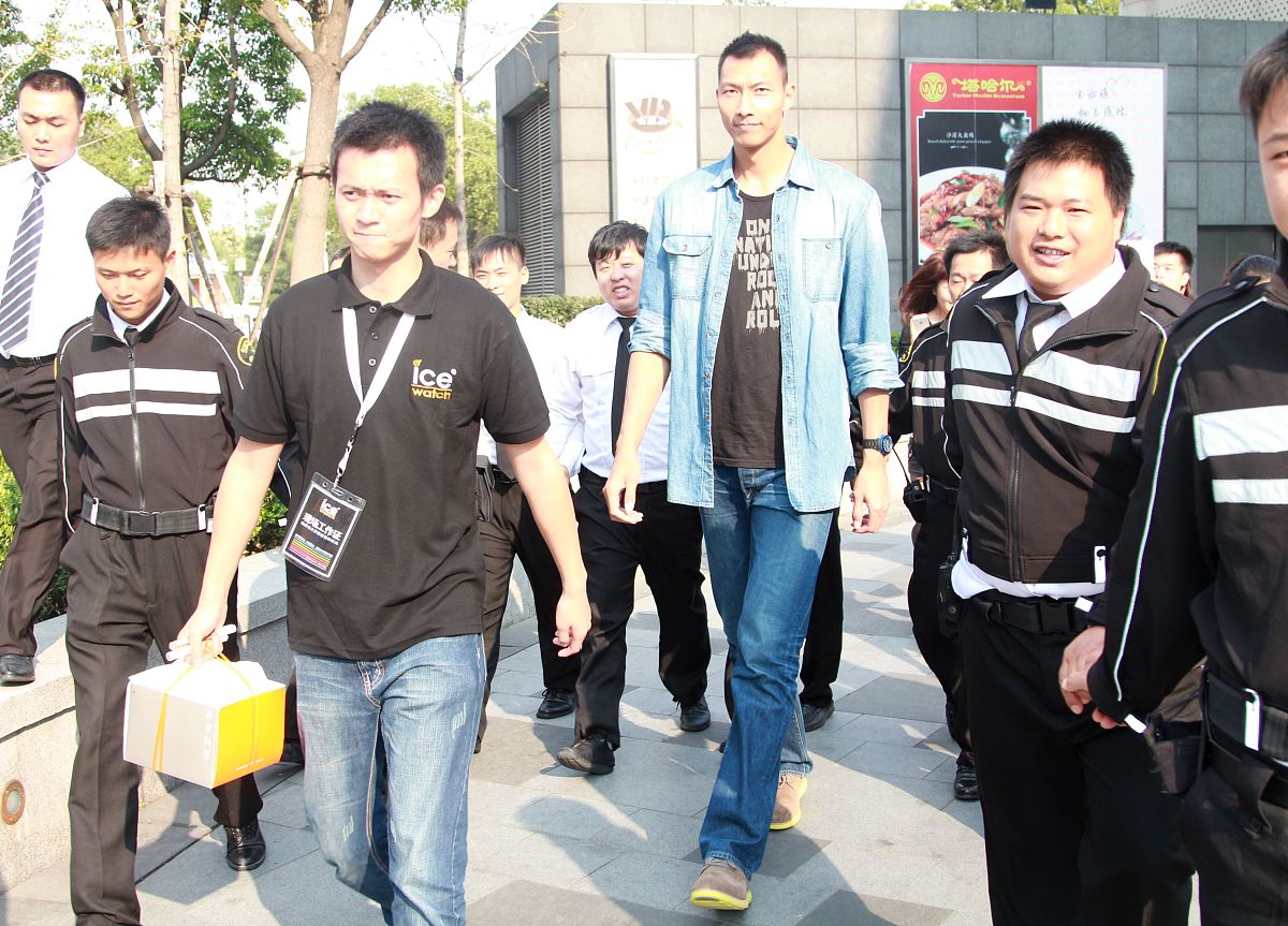在北京怎么跳过中介找保安工作回答+拓展。