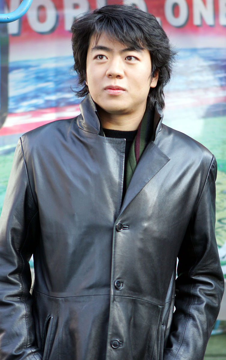 2006年2月,北京,钢琴家郎朗接受专访.+++_+++郎朗