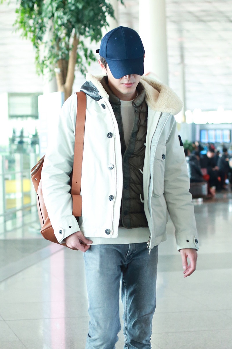 华莱士吃鸡节文案偏长