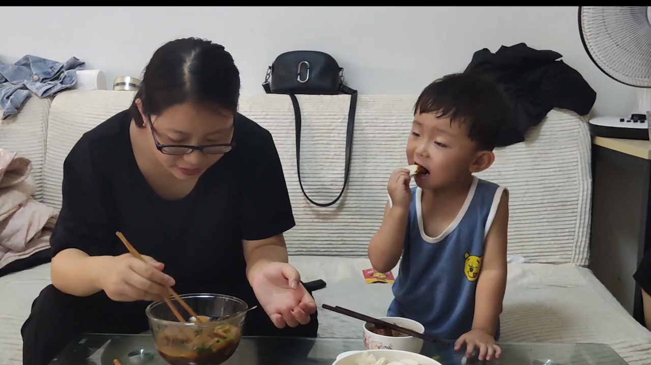 老公花60买两斤小母鸡,这年头啥肉都吃不起,难道只有北京消费高