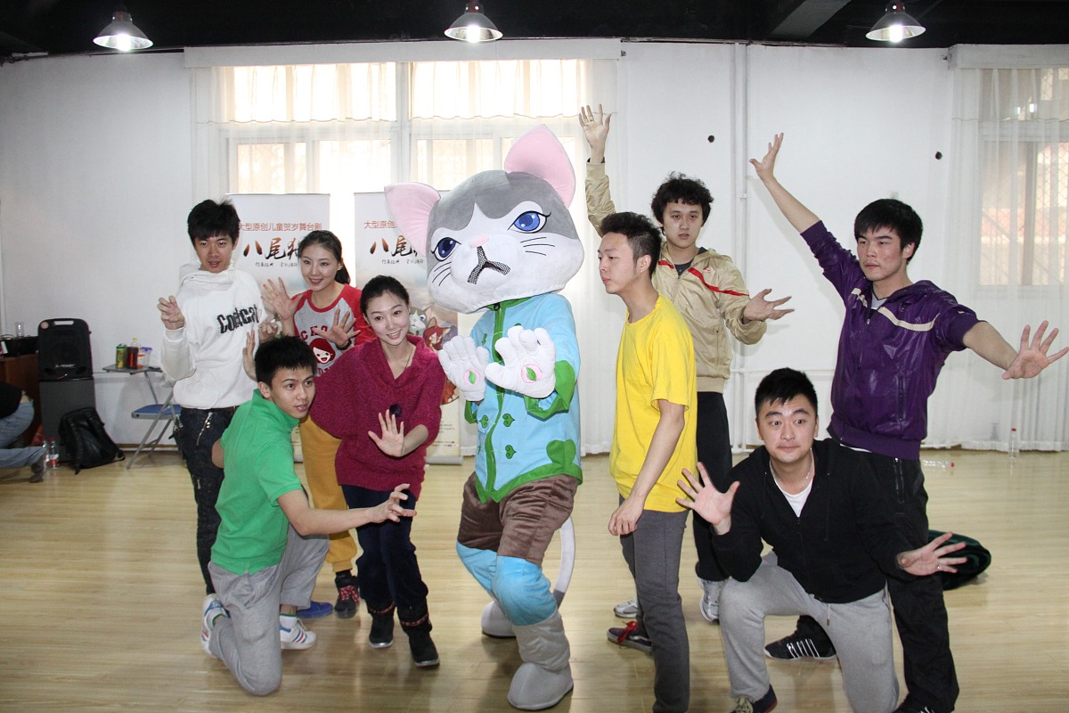 统编初中语文教材话剧单元：注重语文实践的‘活动·探究’