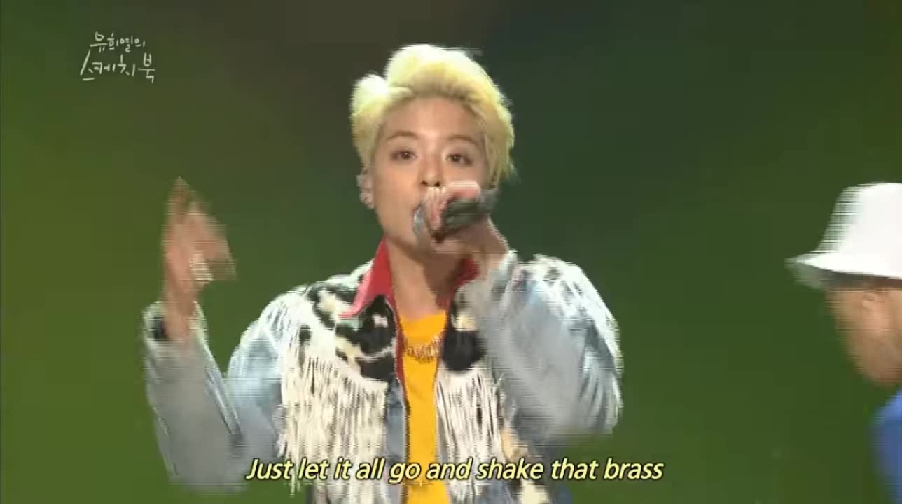 [图]Amber现场演唱《Shake That Brass》,帅气十足,为你打call