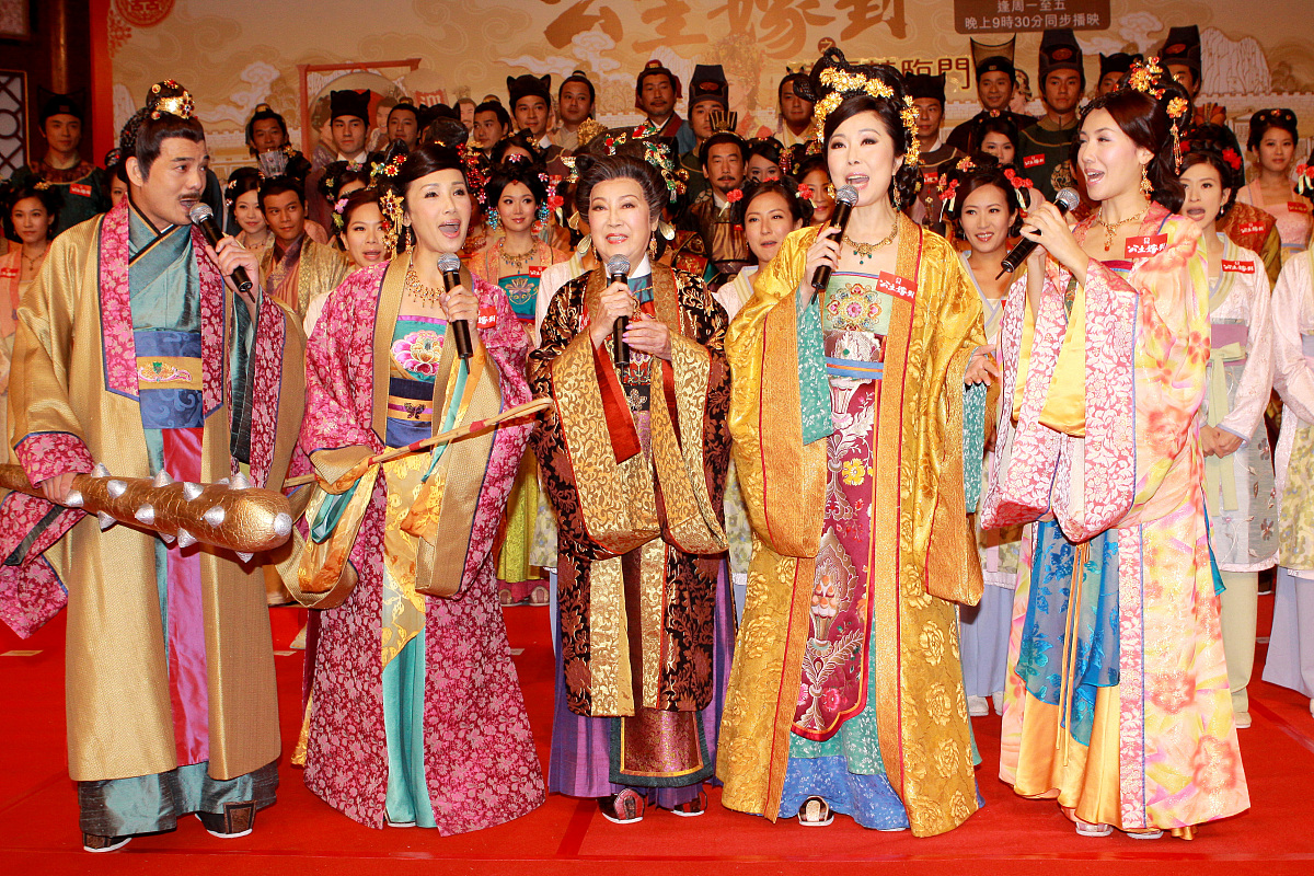 皇上戏妃子下一句是什么？