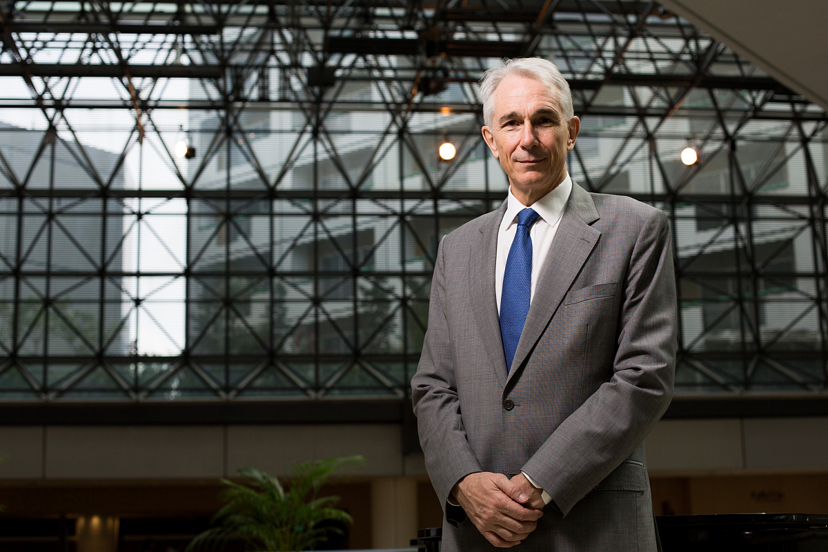 航空公司按国际航空运输协会所制定的三个区划费率收取国际航空运费其中的一区包括 。 A、欧洲 B、格陵兰 C、非洲 D、南北美洲 多选题