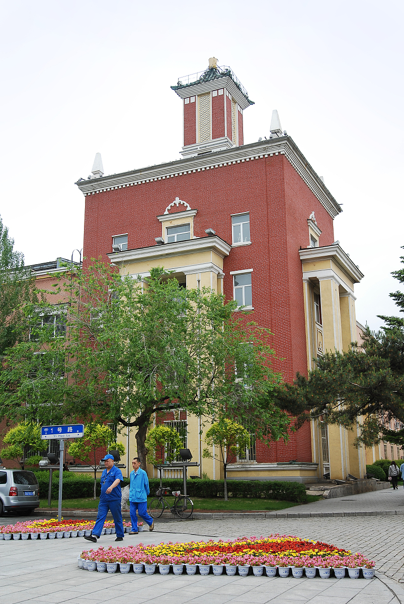 益阳第一职业中专学校2021年招生专业：机电、建筑、汽车等