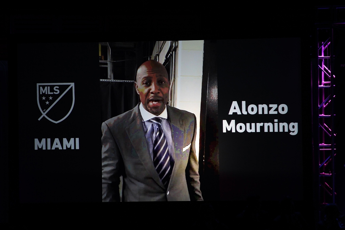 实况足球 手游更新日志