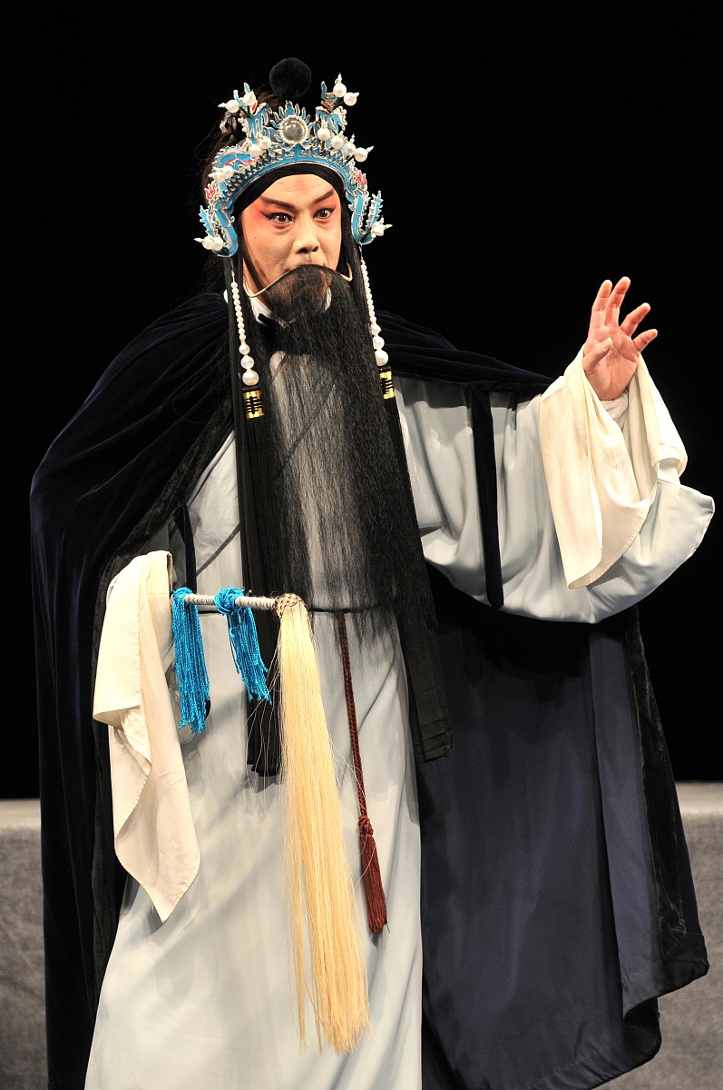 2010年3月21日,南京,江苏省昆剧院根据清代版本改编玄幻而浪漫的大型
