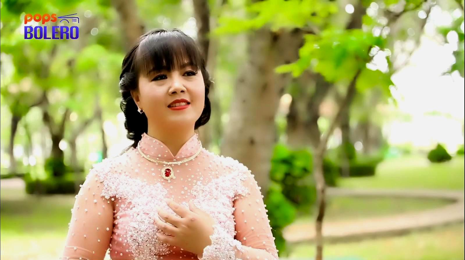 [图]最新非常好听的越南歌曲《Hoa Trinh Nữ Hương Xuân》