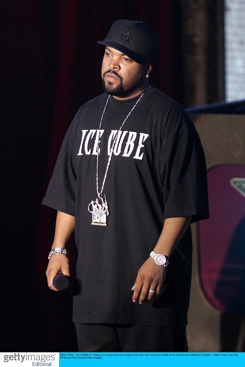 new york - october 07:  rapper ice cube performs onstage at the 