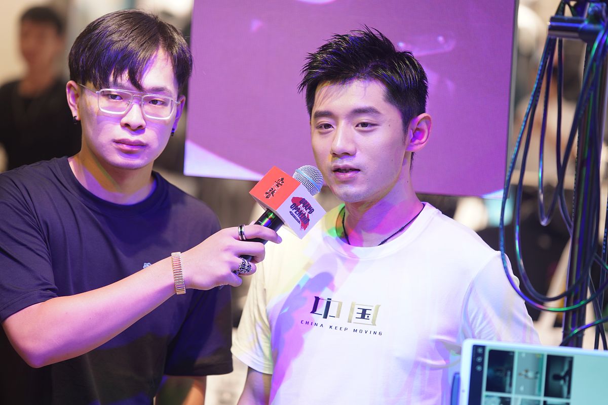 张继科赌博事件引热议：为什么精英运动员更容易沉迷赌博？