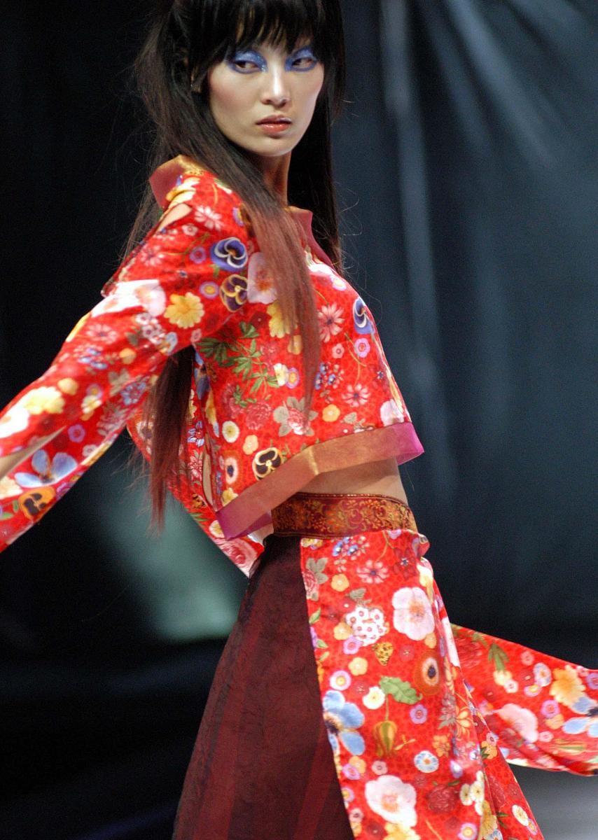 东华大学纺织类专业怎么样？优势劣势及未来发展方向解析