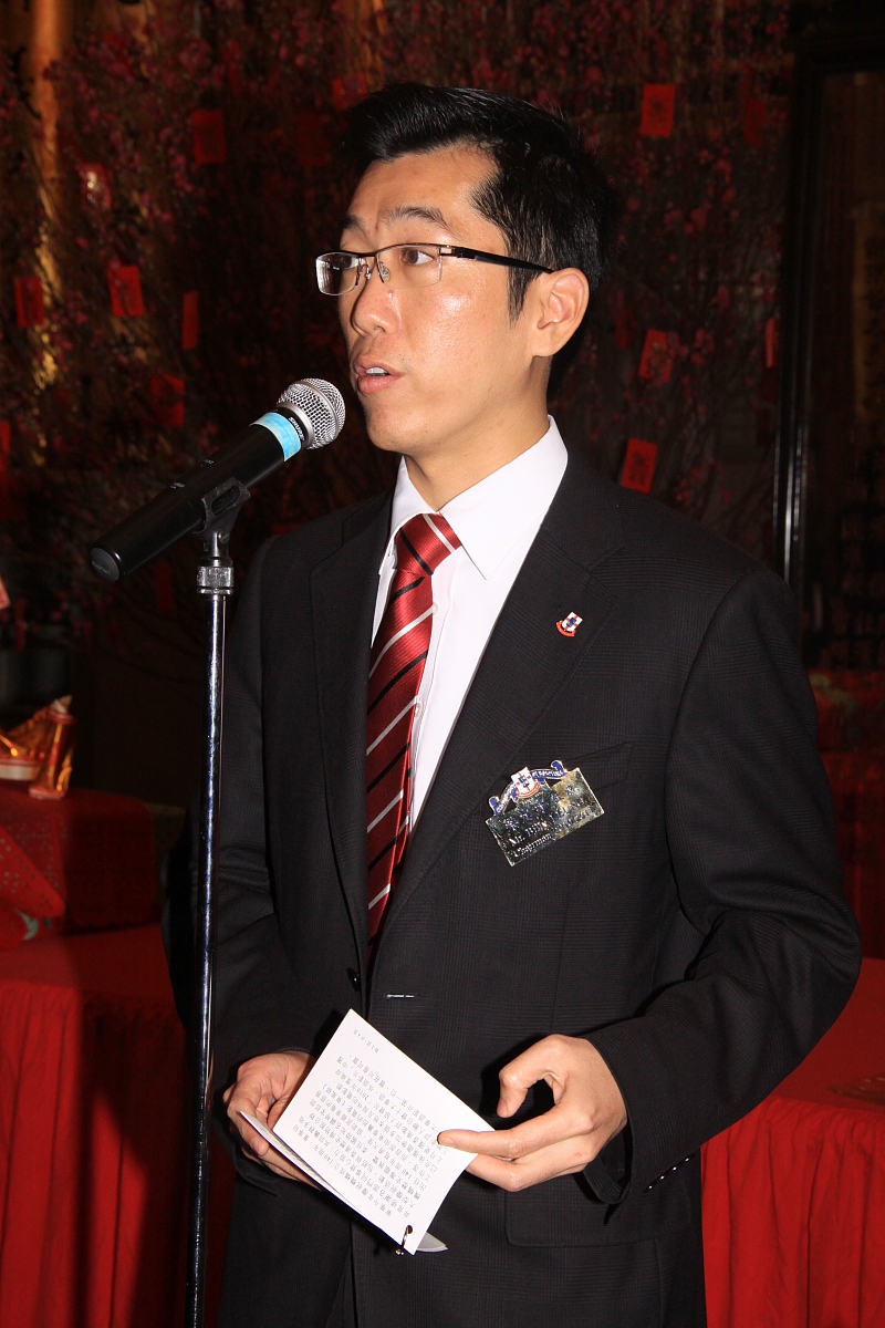 2011年2月14日,香港,东华三院团拜活动.***_***梁定宇及一班董事+++_+