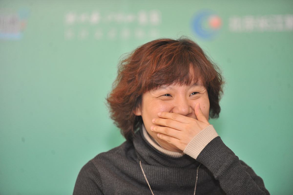 2012年2月15日,北京,《穿"动物园"的女编辑》小说首发式举行.***_***
