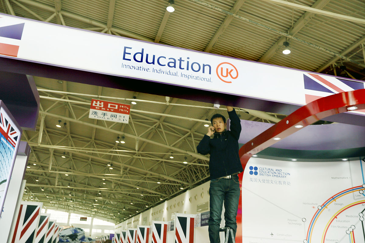 英国留学一年费用：15,000-25,000英镑，详细解析！