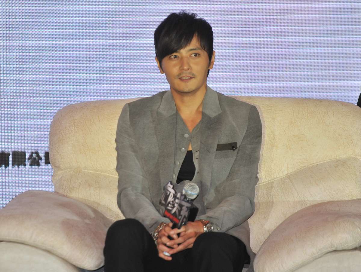 2011年9月26日,北京,电影《危险关系》开机发布会举行.***_***张东健+