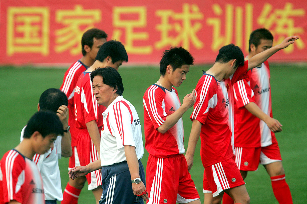 深圳联建郑克松：球星资料解析，父母信息揭秘