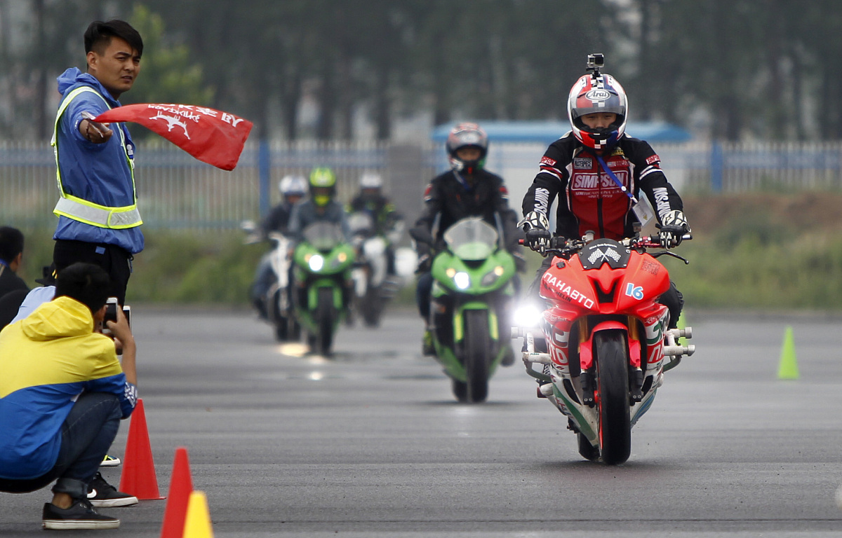 行者骑行中如何修改徒步为骑行