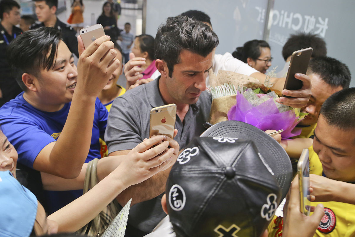 2018年成都实验外国语学校录取分数线公布，外地招生竞争激烈