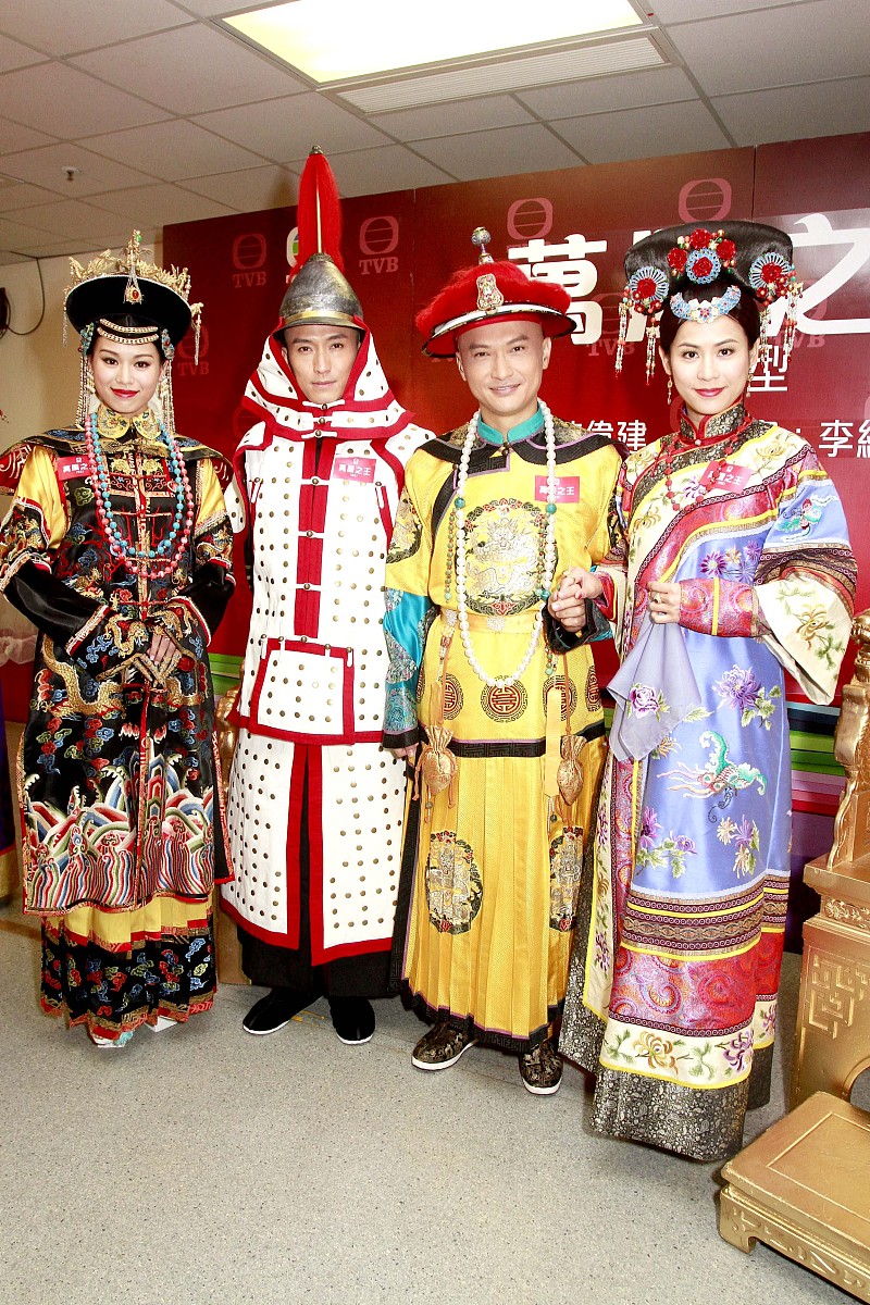 2010年7月7日,香港,tvb剧《万凤之王》演员造型发布会.***_***+++_+++