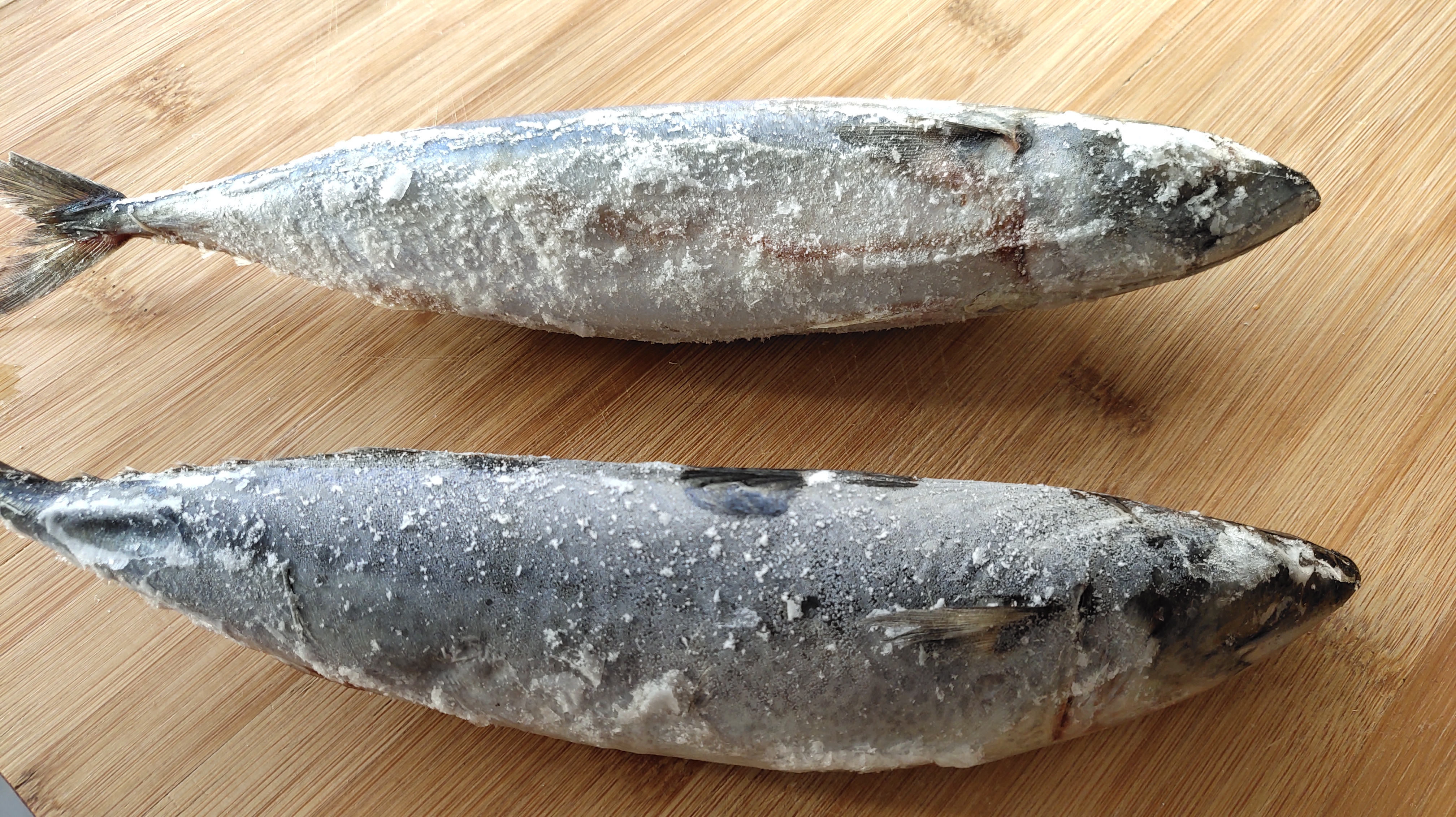 5块钱沙丁鱼,洪洋简单一做,好吃又下饭,比饭店做的都香