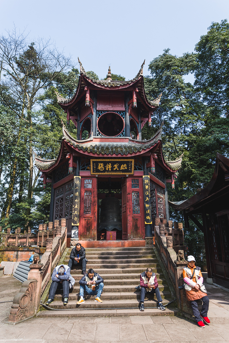 关于四川峨眉山公路总包二级资质新办转让多少钱内容生动